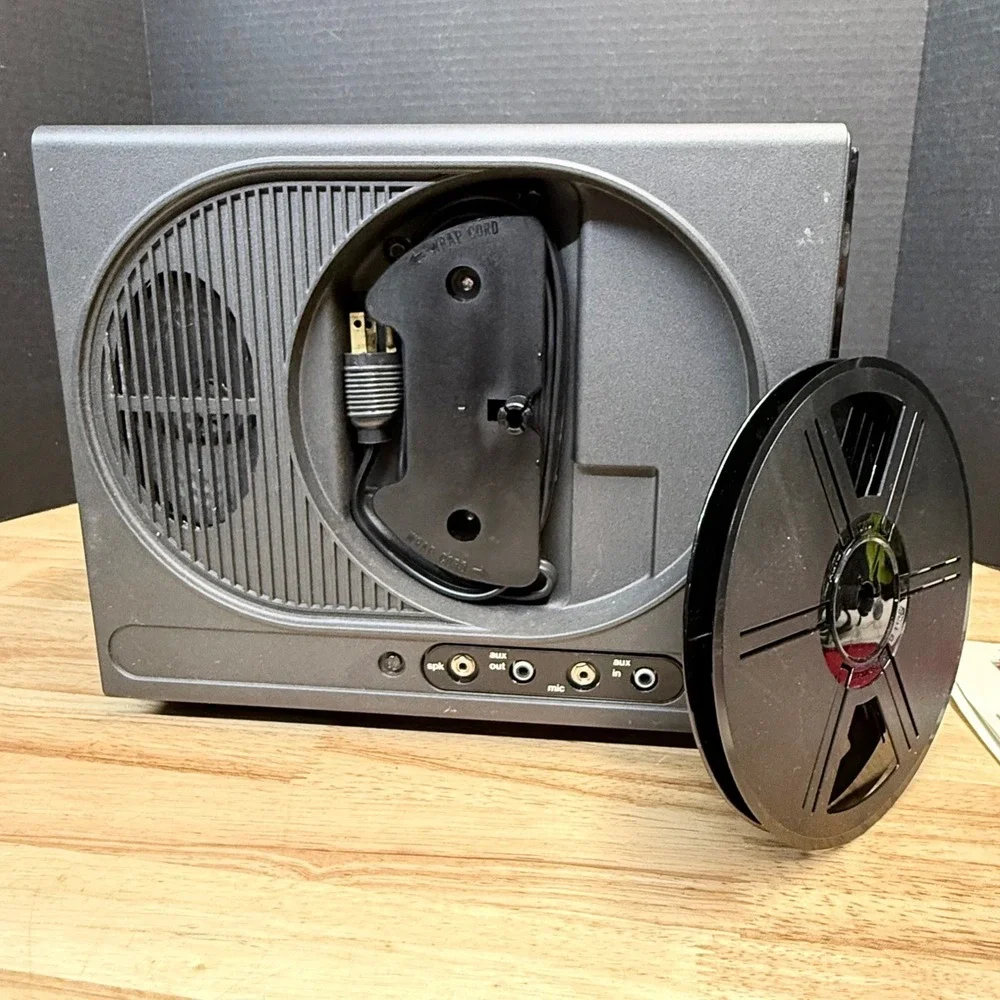 Bell & Howell Filmosonic 1745C Super 8 Sound Movie Projector w/ Mic Reel Manual